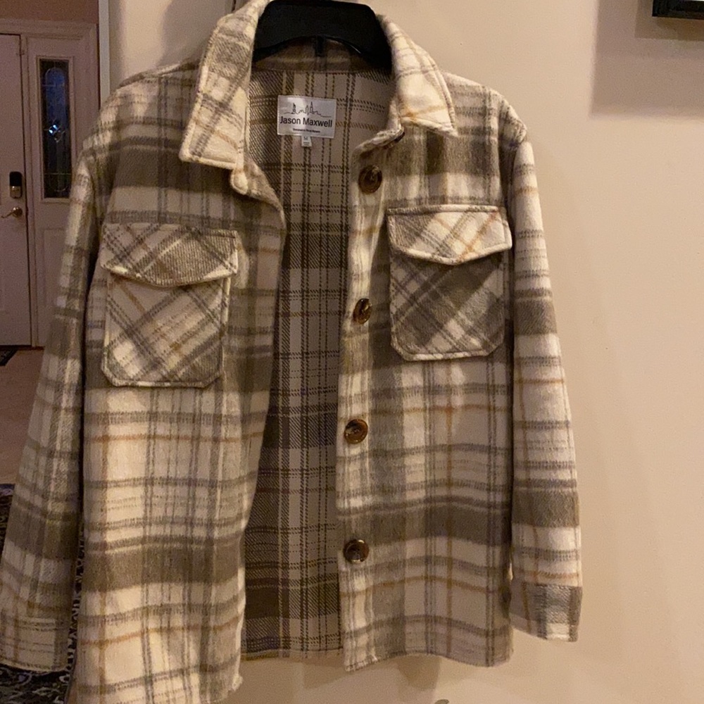 Shacket - Picture 2 of 3